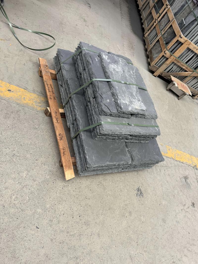 玉瓶定制：传统艺术与现代需求的邂逅